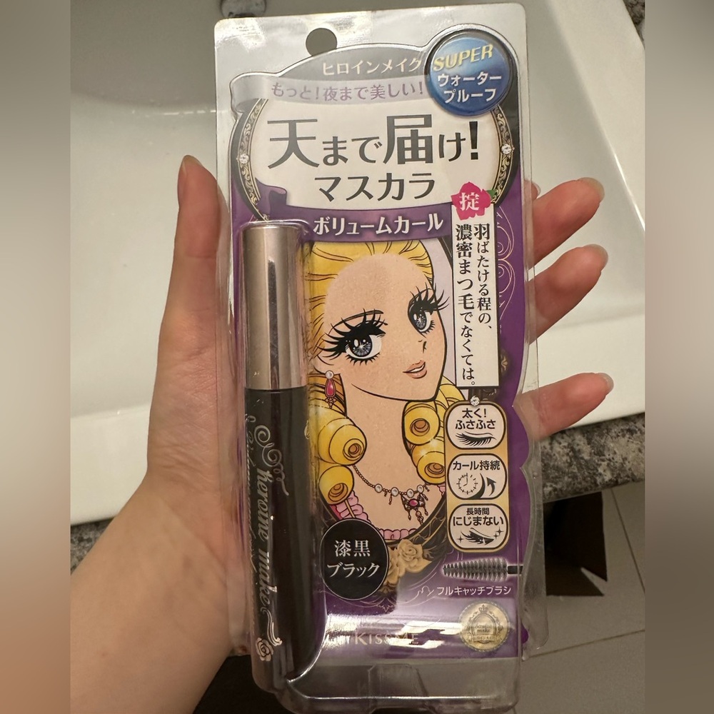 Kiss Me Heroine Mascara